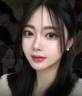리얼모델 배너 속 긴 머리 모델(뒤는 인물 사진 콜라주)